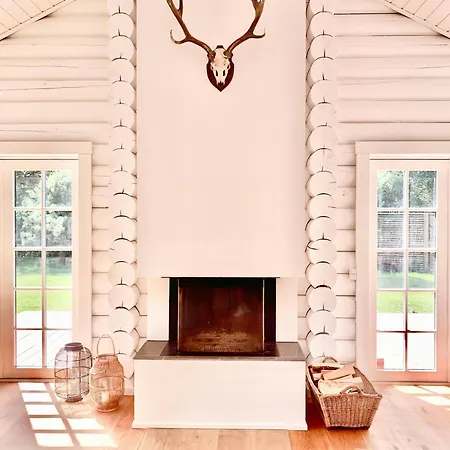 Nordic Exclusive Log House On The North Coast Feriehus